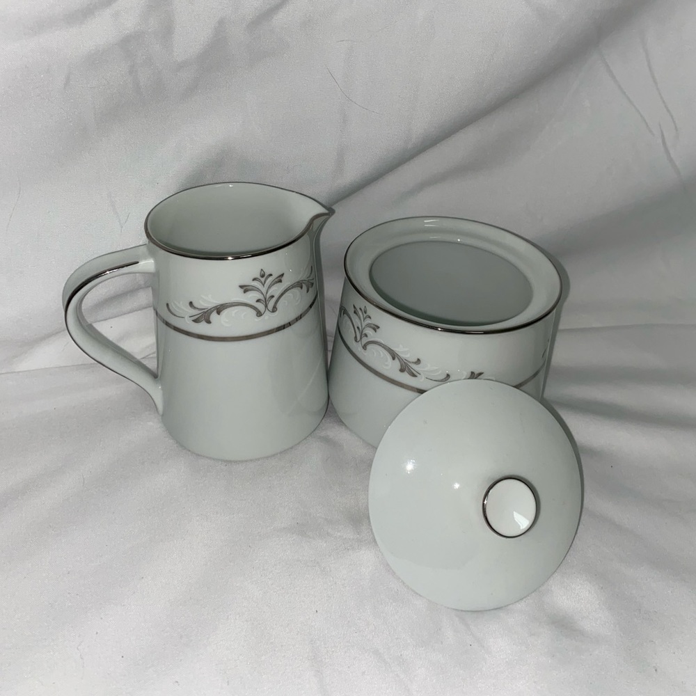 Noritake ‘Caroline’ Creamer and Sugar Bowl